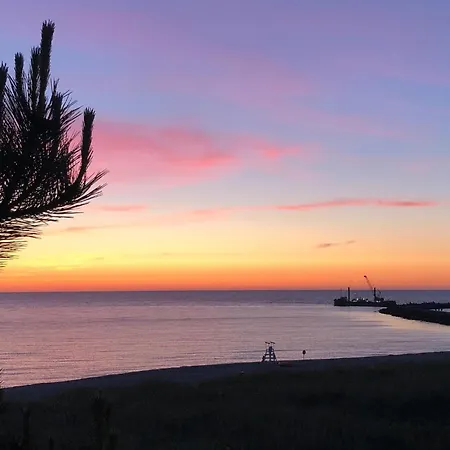 2 Bedroom Beautiful In Darlowko