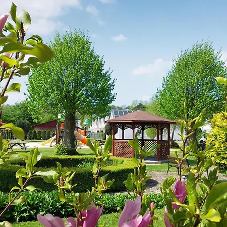 Vakantiehuis 2 Bedroom Beautiful In